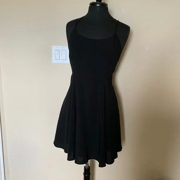 Forever 21 Strappy Black Skater Dress NWT Skater - Picture 2 of 7